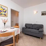 Rupice Croatia Apartman *